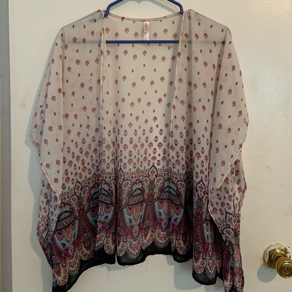 Short sleeve cover-up